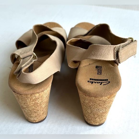 Clarks Tan Suede Cork Wedge Crossover Slingback Soft Cushion Boho Sandals Sz 8 - Picture 7 of 11